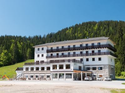 Pokljuka Szálloda Goreljek